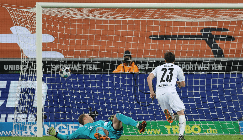  莱切主场遭遇黑色三分钟，连丢两球痛失好局