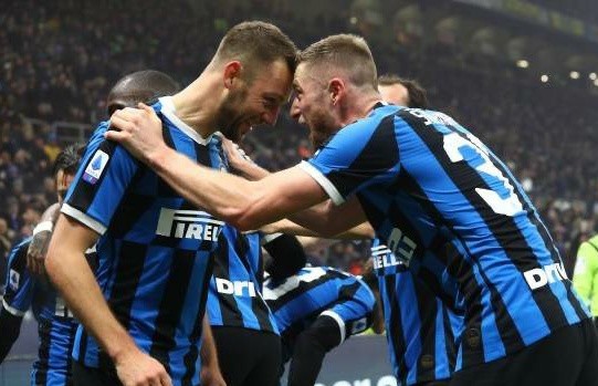  国米主帅战术调整得当，下半场发力奠定胜局